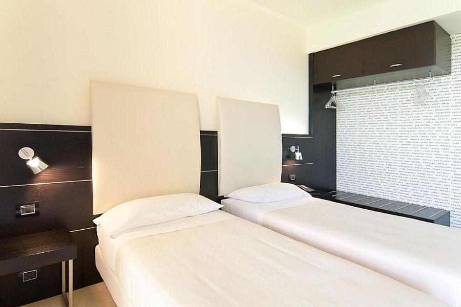 Hotel Fiera Milano Rho Szoba fotó